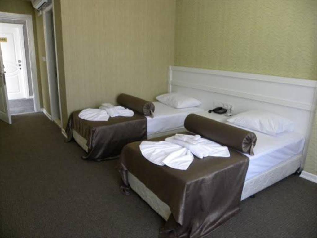 Blue Marine Hotel Sekerpinari ภายนอก รูปภาพ