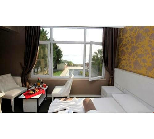 Blue Marine Hotel Sekerpinari ภายนอก รูปภาพ